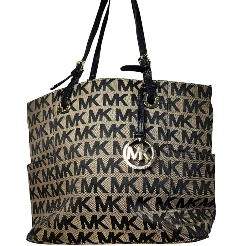 Michael Kors Jet Set Medium Monogram Canvas Shoulder Tote Bag Black Beige Pocket